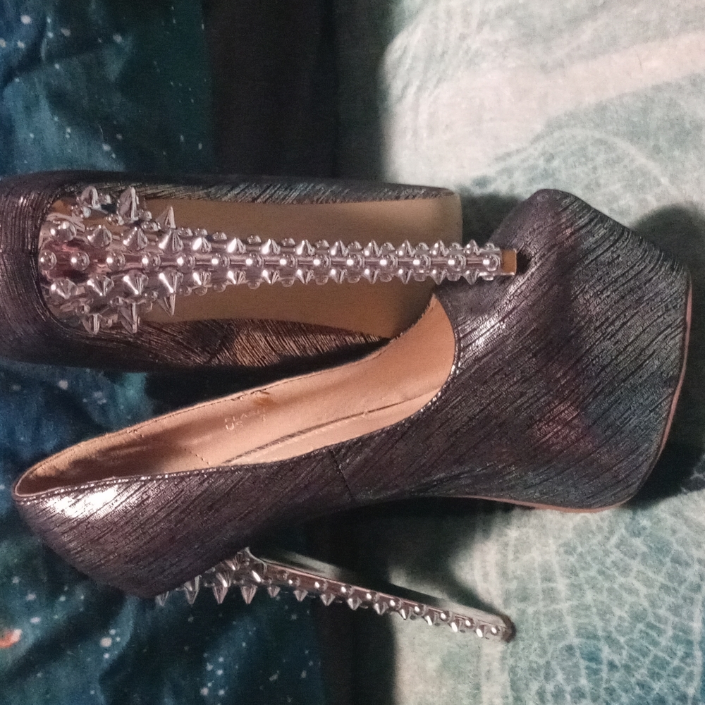 Scene high heels